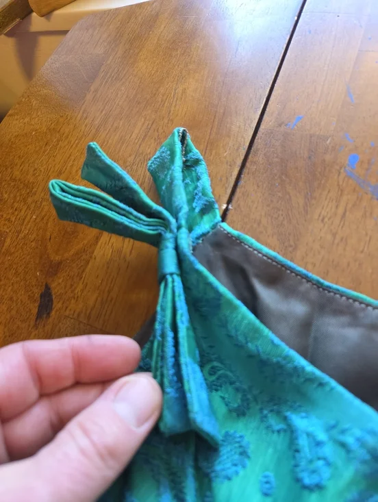 Vintage 1950s RAPPI Emerald Green Floral Brocade Gown - Rare 25" Wasp Waist - Picture 13 of 16